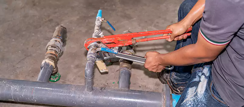Fix Water Pipe Noises in Palm Jumeirah, United Arab Emirates