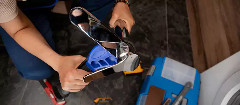 Fix Leaking Pipe in Palm Jumeirah, United Arab Emirates