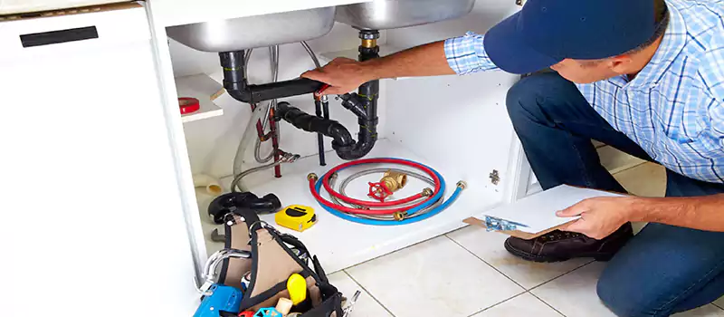 Installing And Repairing Plumbing Fixture in Palm Jumeirah, United Arab Emirates